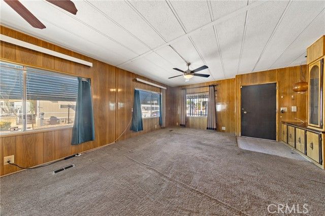 1895 W Devonshire Avenue 101, Hemet, CA 92545