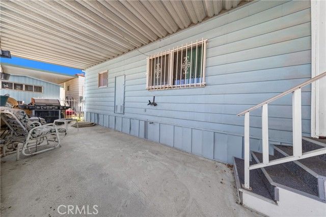 1895 W Devonshire Avenue 101, Hemet, CA 92545
