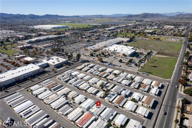 1895 W Devonshire Avenue 101, Hemet, CA 92545