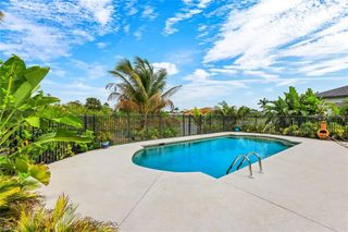 713 SW 39th TER, Cape Coral, FL 33914