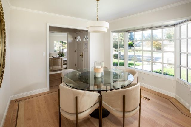 1740 Oak Avenue, Los Altos, CA 94024
