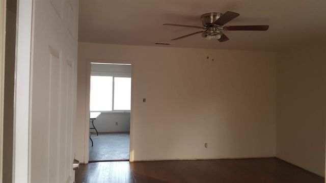 1661 Glenrose Ave, Sacramento, CA 95815