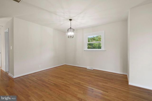 17539 NEW BALTIMORE RD, Milford, VA 22514