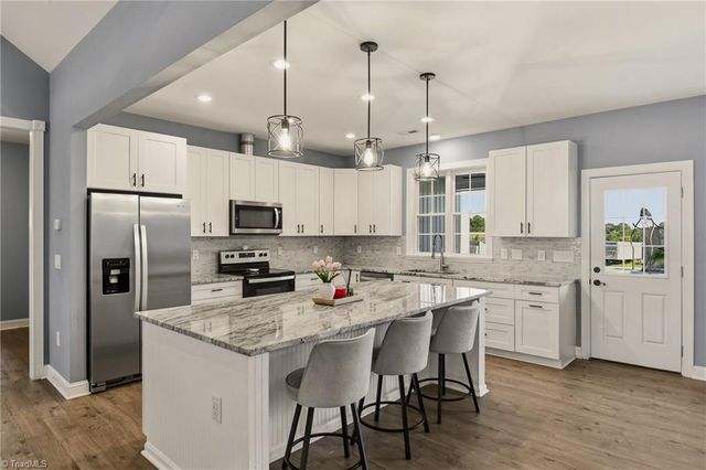 263 Progress Lane, Yadkinville, NC 27055