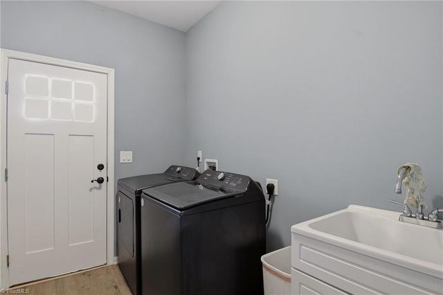 263 Progress Lane, Yadkinville, NC 27055
