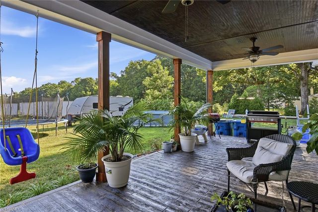 263 Progress Lane, Yadkinville, NC 27055