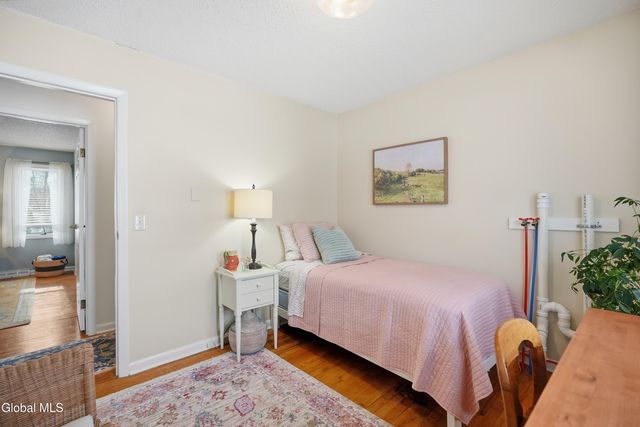 2448 Westminster Way, Niskayuna, NY 12309