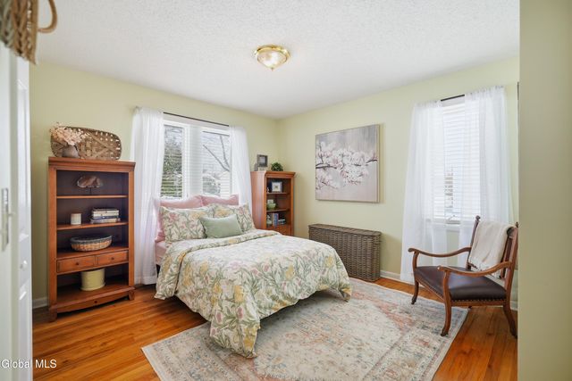 2448 Westminster Way, Niskayuna, NY 12309