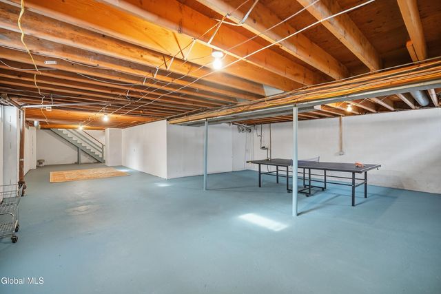 2448 Westminster Way, Niskayuna, NY 12309