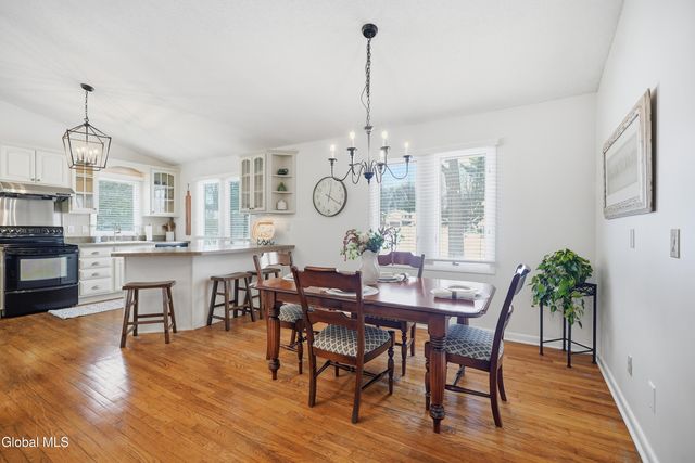 2448 Westminster Way, Niskayuna, NY 12309