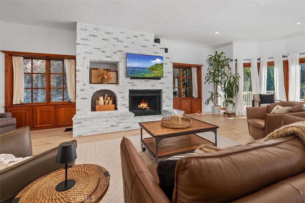 611 Country Club, Burbank, CA 91501 — photo 3