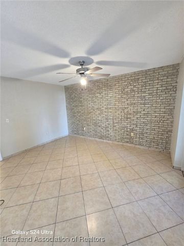 309 Sparrow Avenue, Sebring, FL 33870