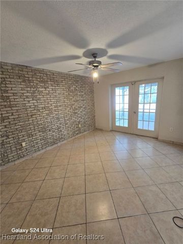 309 Sparrow Avenue, Sebring, FL 33870