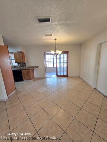 309 Sparrow Avenue, Sebring, FL 33870