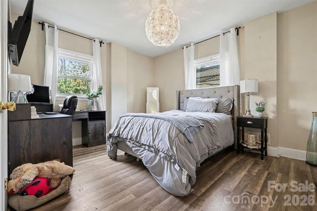 2233 Stonewood Drive, Charlotte, NC 28210