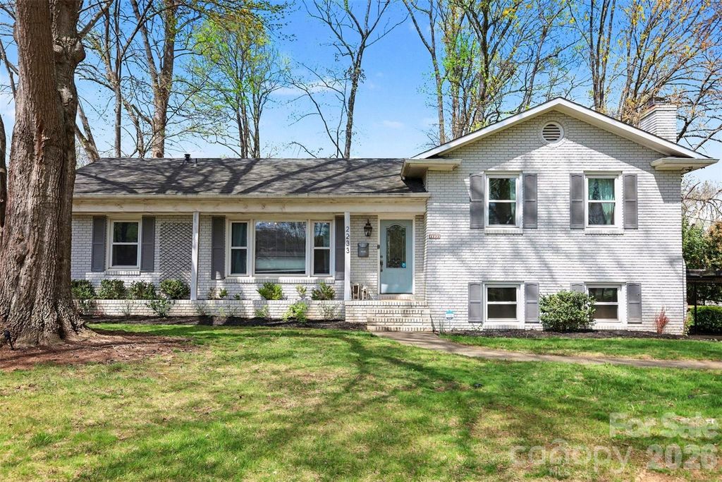 2233 Stonewood Drive, Charlotte, NC 28210