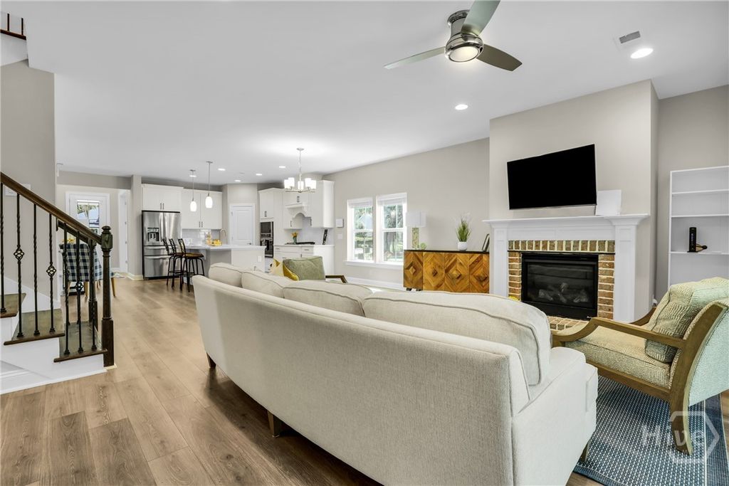 Image 14 of property listing at 125 Long Creek Lane, Richmond Hill, GA 31324