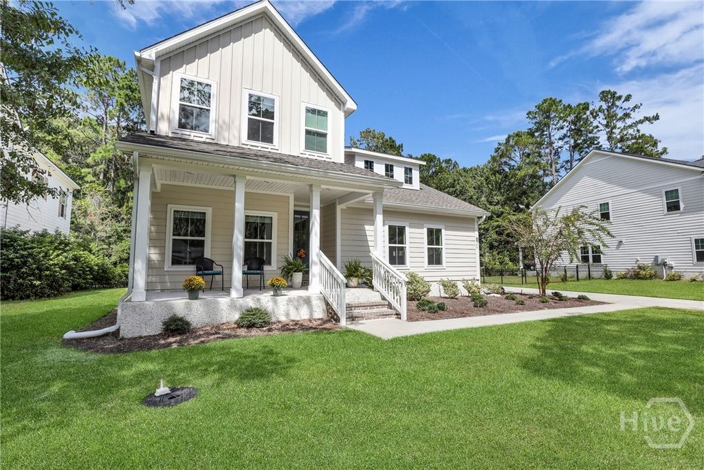 Image 2 of property listing at 125 Long Creek Lane, Richmond Hill, GA 31324