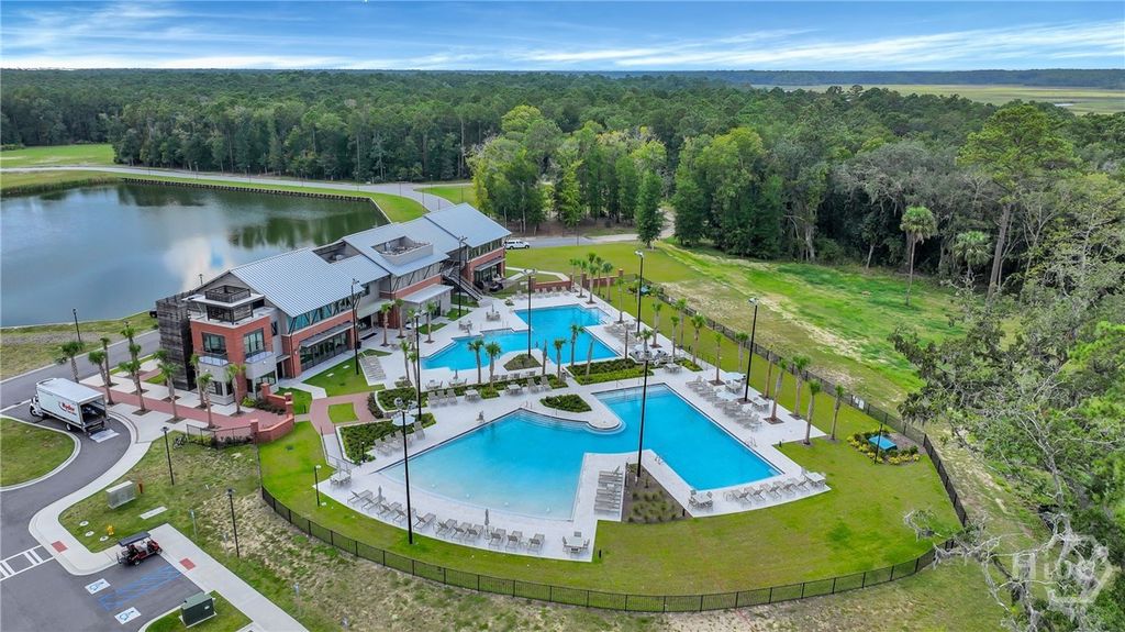 Image 43 of property listing at 125 Long Creek Lane, Richmond Hill, GA 31324