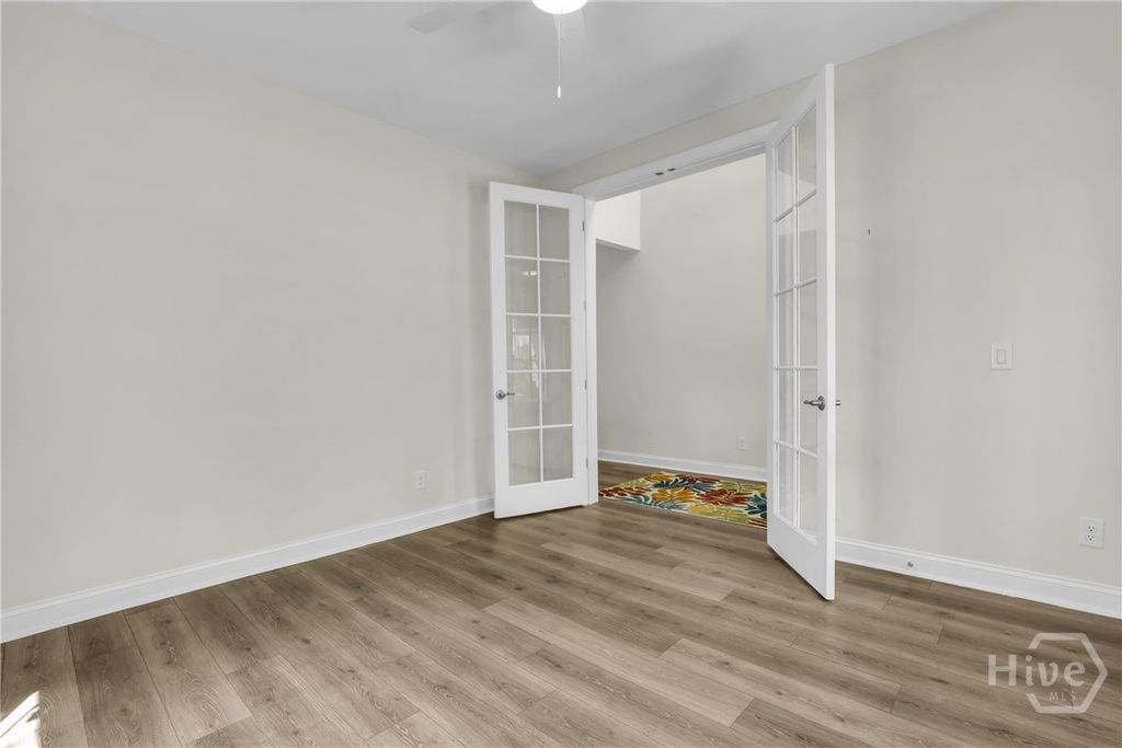 Image 7 of property listing at 125 Long Creek Lane, Richmond Hill, GA 31324