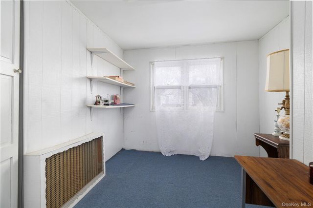 21 Washington Avenue, Lynbrook, NY 11563