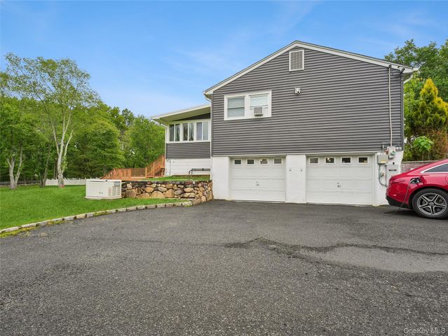 189 Burrows Lane, Blauvelt, NY 10913