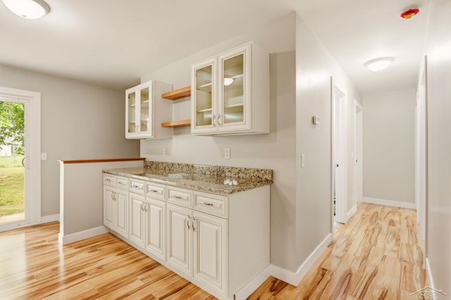 4621 S Wintergreen Drive, Saginaw, MI 48603