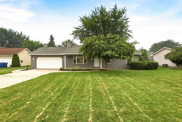 4621 S Wintergreen Drive, Saginaw, MI 48603