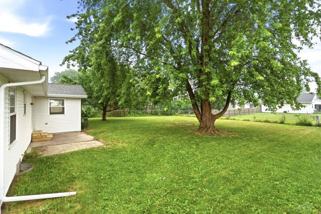 4621 S Wintergreen Drive, Saginaw, MI 48603