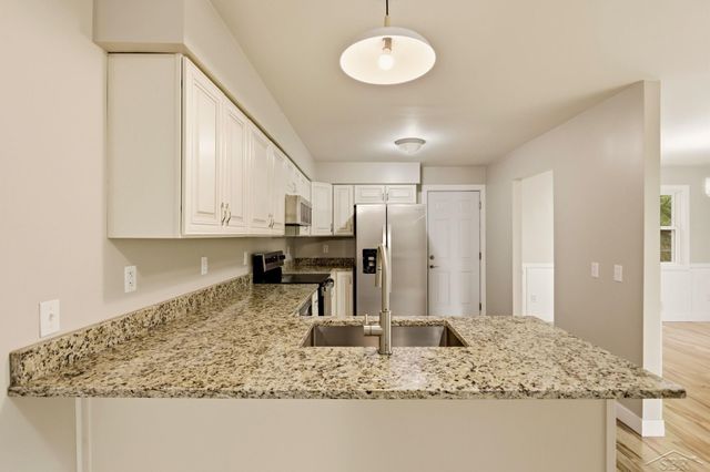 4621 S Wintergreen Drive, Saginaw, MI 48603