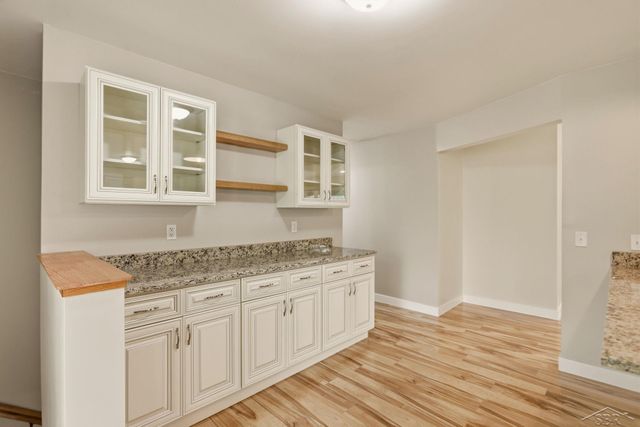 4621 S Wintergreen Drive, Saginaw, MI 48603