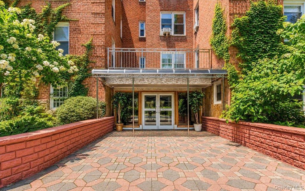 82-40 Austin Street 6/K, Kew Gardens, NY 11415 — photo 2