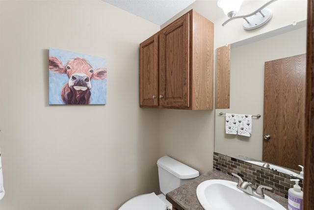 512 S Firefly St, Wichita, KS 67235