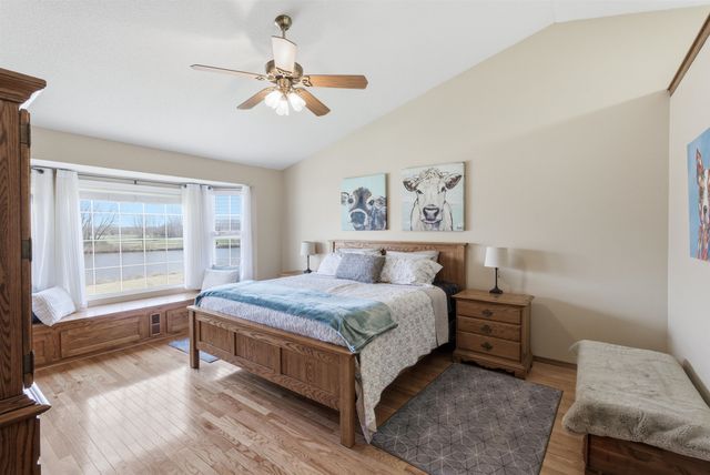 512 S Firefly St, Wichita, KS 67235