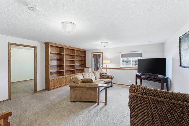 512 S Firefly St, Wichita, KS 67235