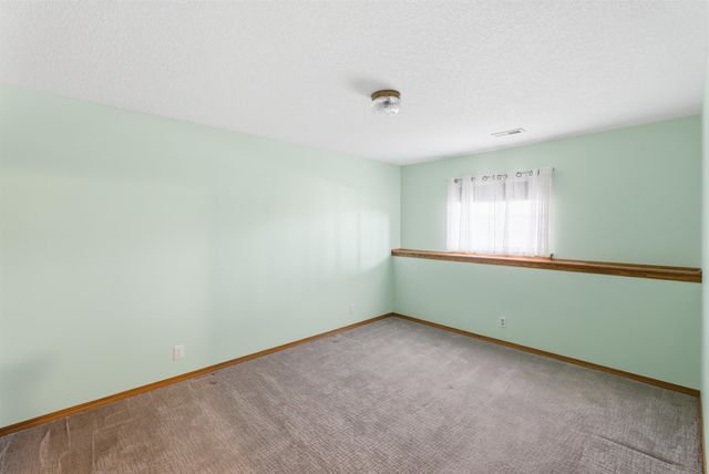 512 S Firefly St, Wichita, KS 67235