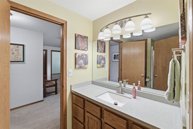 512 S Firefly St, Wichita, KS 67235