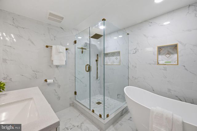 19213 WOOTTON AVE, Poolesville, MD 20837