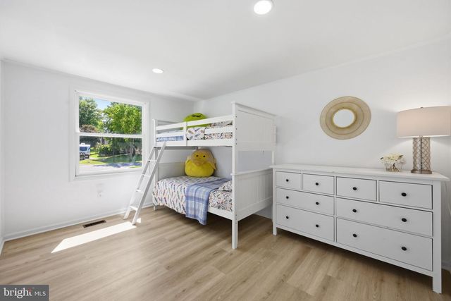 19213 WOOTTON AVE, Poolesville, MD 20837
