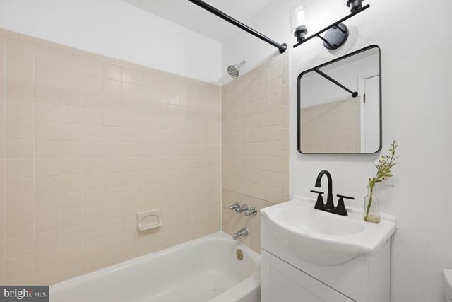 19213 WOOTTON AVE, Poolesville, MD 20837