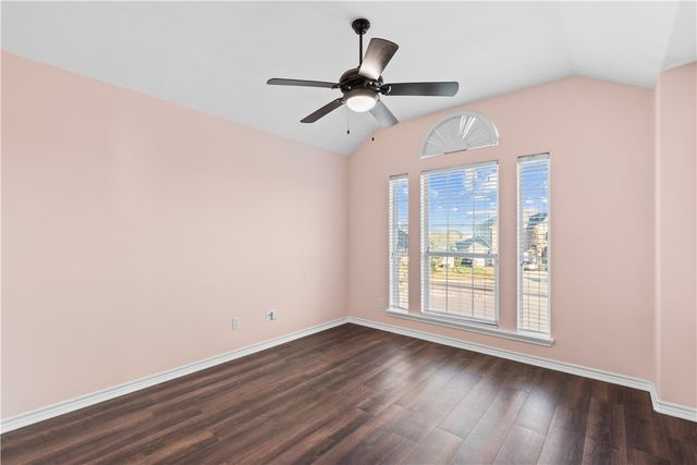 7533 Rancho Vista Blvd, Corpus Christi, TX 78414