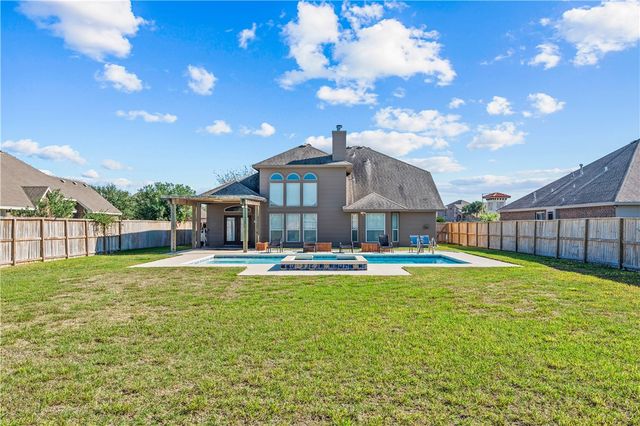 7533 Rancho Vista Blvd, Corpus Christi, TX 78414