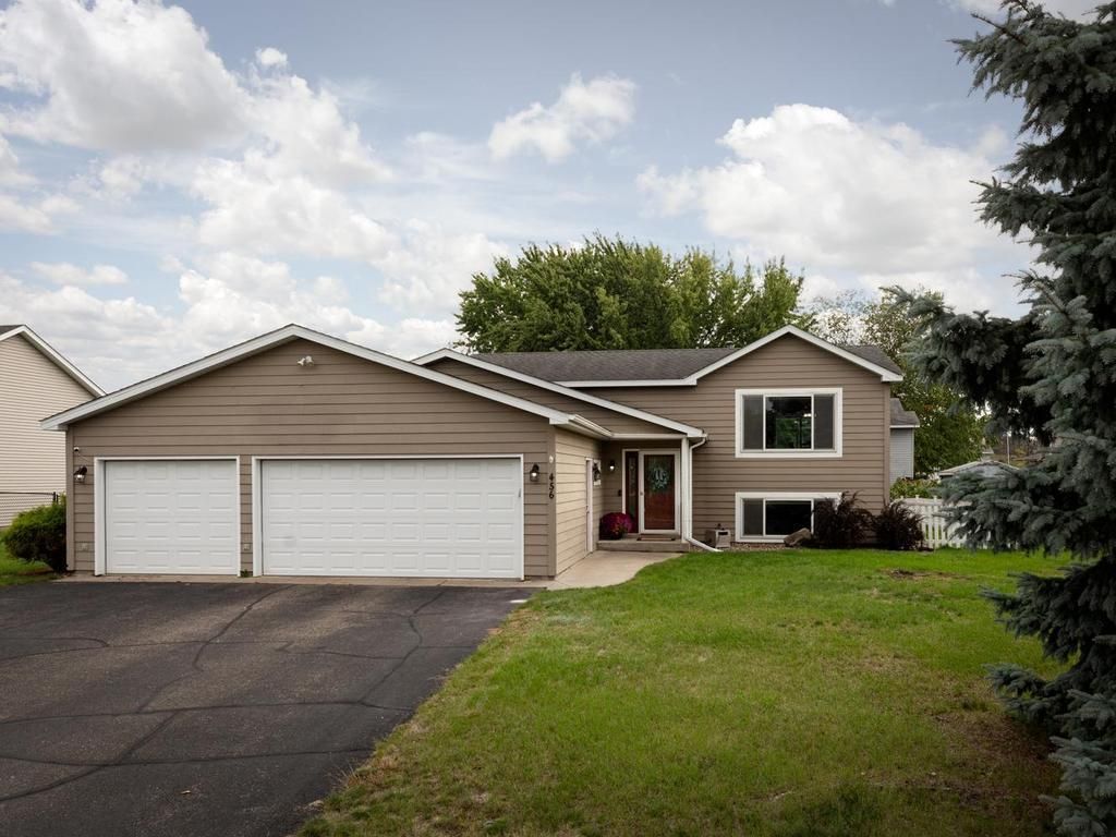 456 Braeburn Drive, Shakopee, MN 55379 — photo 2