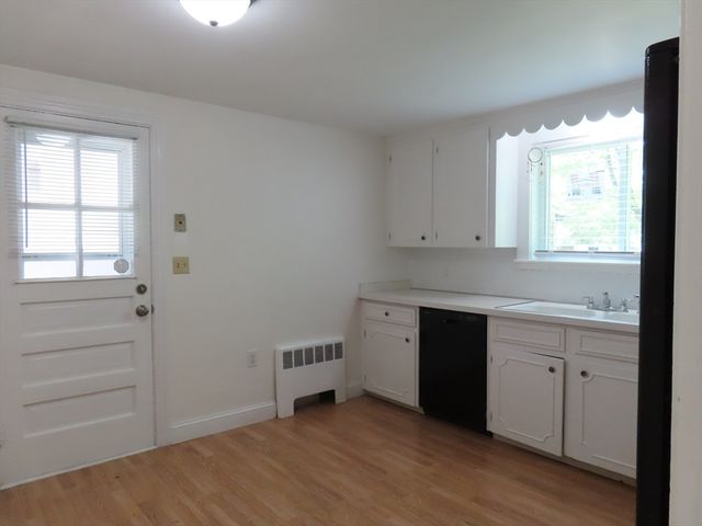 3 Morse Ct, Mansfield, MA 02048