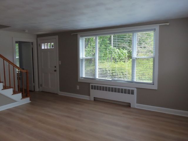 3 Morse Ct, Mansfield, MA 02048