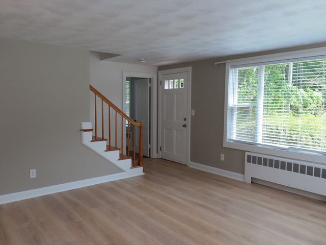 3 Morse Ct, Mansfield, MA 02048