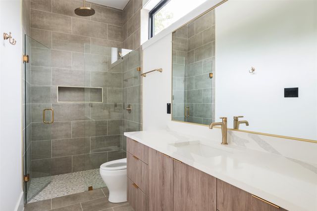 4326 Merrell Road, Dallas, TX 75229