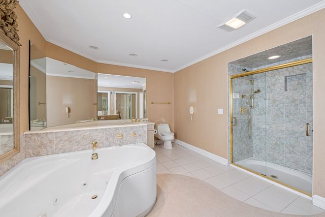 787 E Golf Road, Des Plaines, IL 60016