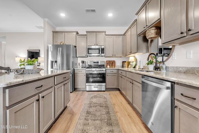 4990 Witt Cove, Olive Branch, MS 38654