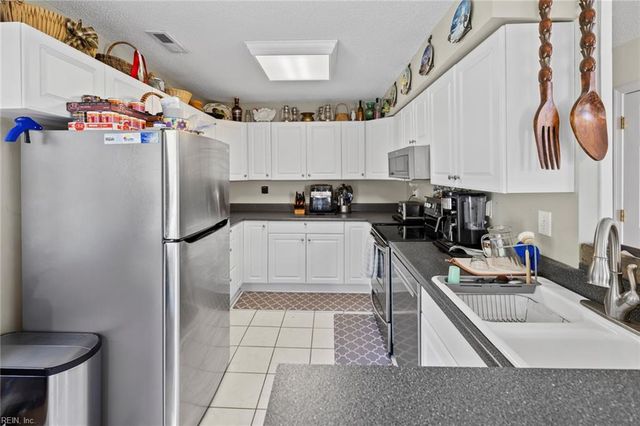 524 Maryland AVE, Virginia Beach, VA 23451